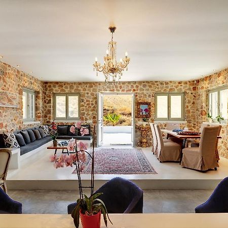 Desiterra Resort Suites & Villas カルテラドス エクステリア 写真